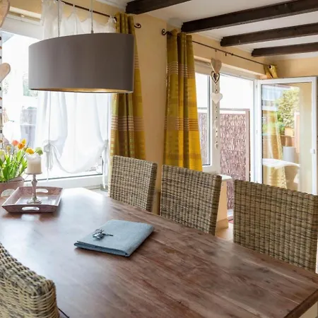 Apartment Altes Strandhus Casa Stranddune *